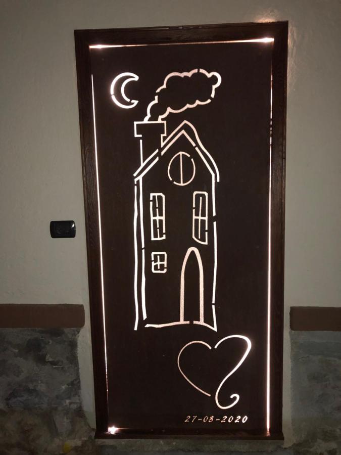 Apartamento La Casa del cuore Fenis Exterior foto