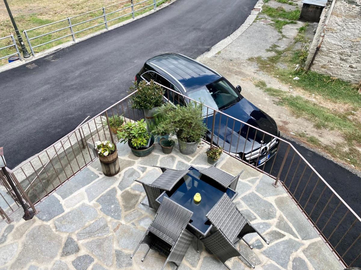 Apartamento La Casa del cuore Fenis Exterior foto